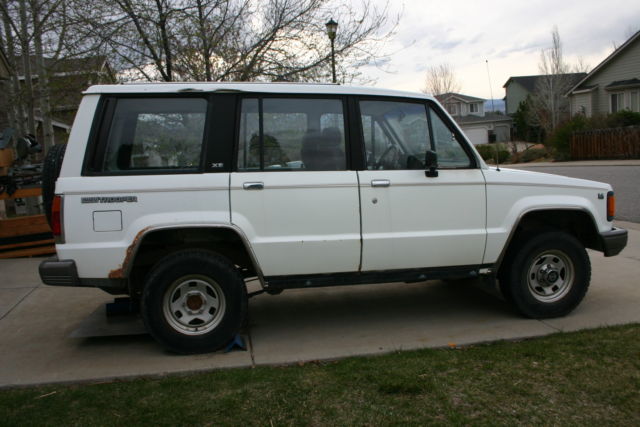 1990 Isuzu Trooper Chrome/Pinstripe - photo 5