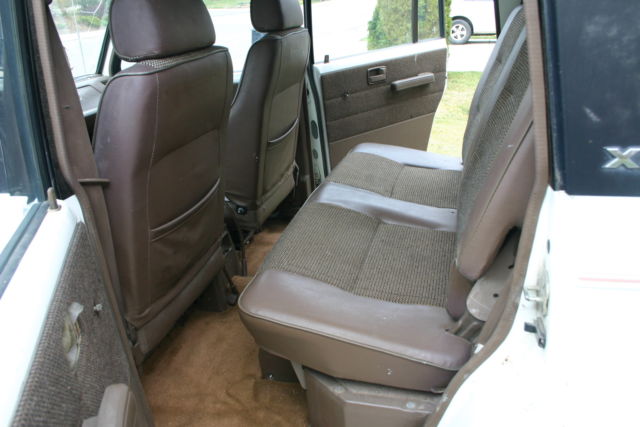 1990 Isuzu Trooper Chrome/Pinstripe - photo 7