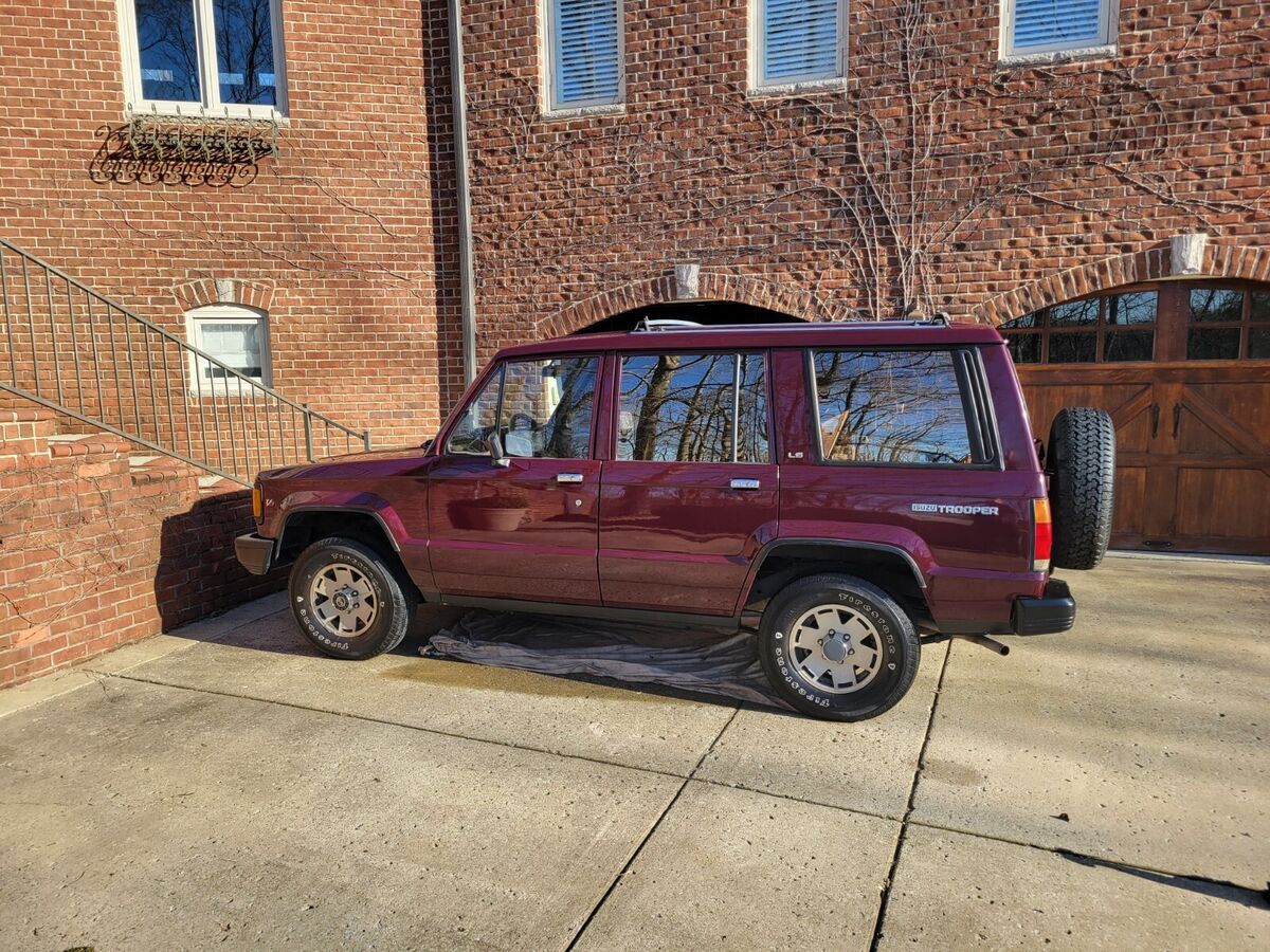 1990 Isuzu Trooper - photo 2