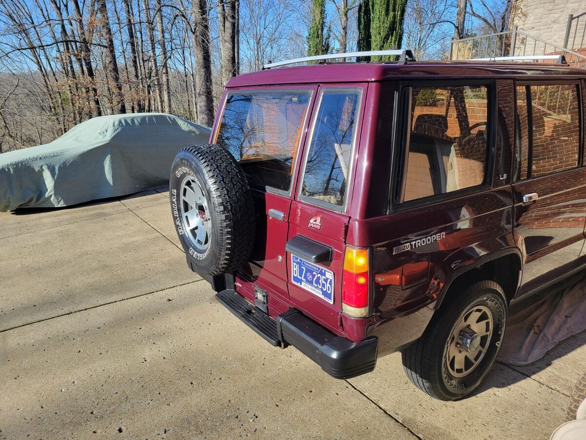 1990 Isuzu Trooper - photo 3