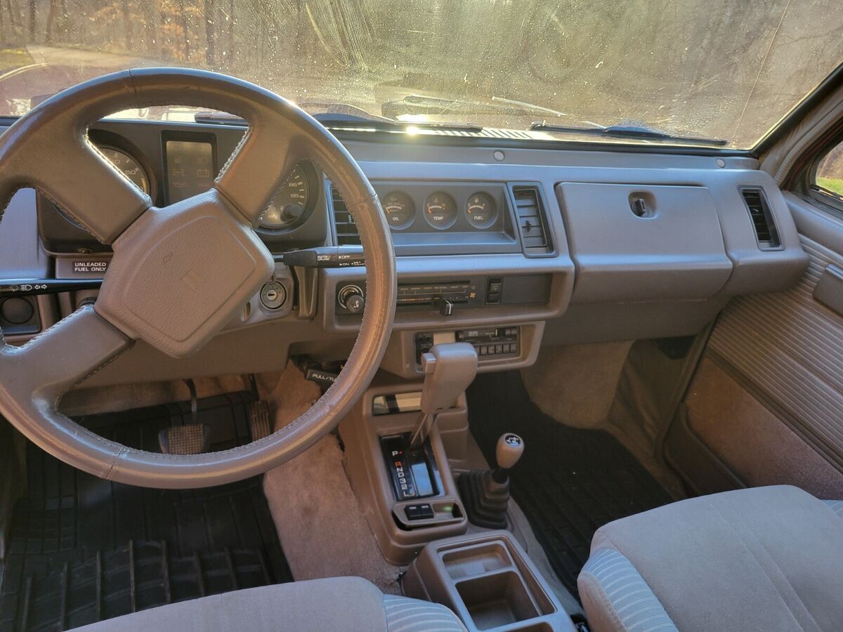 1990 Isuzu Trooper - photo 6