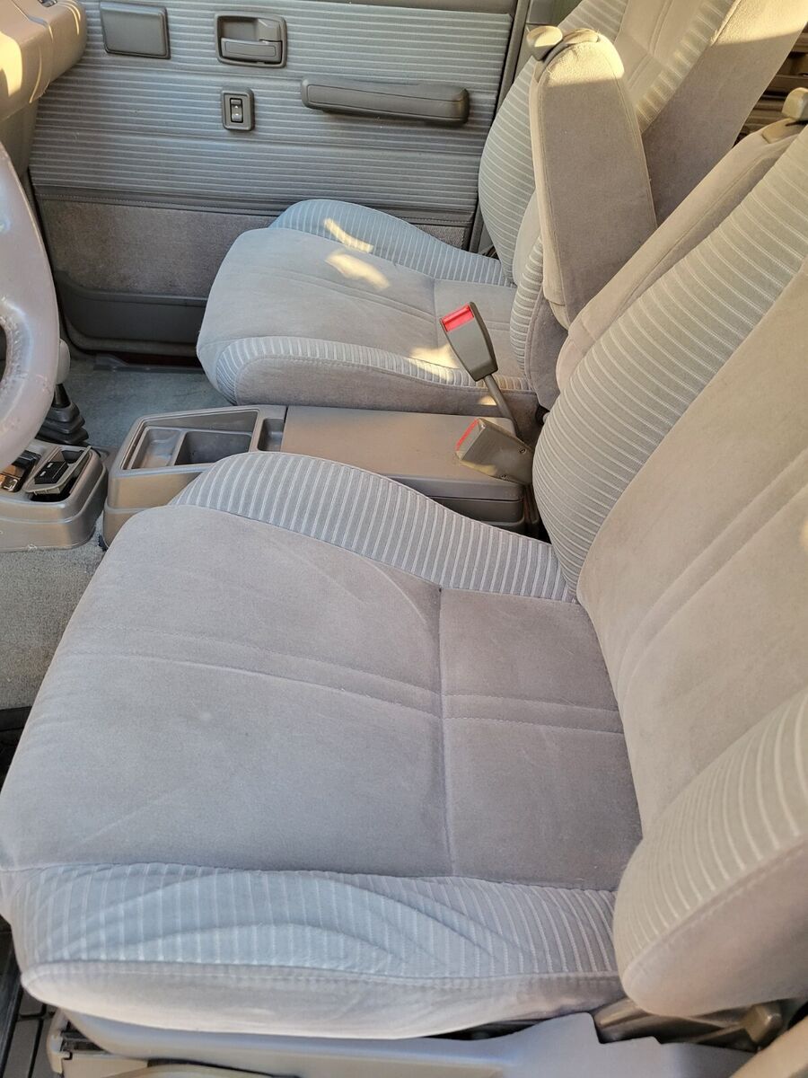 1990 Isuzu Trooper - photo 9