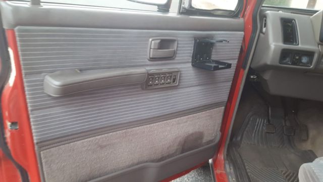 1990 Isuzu Trooper LS - photo 7