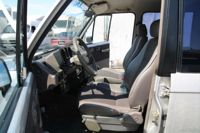 1990 Isuzu Trooper S - photo 10