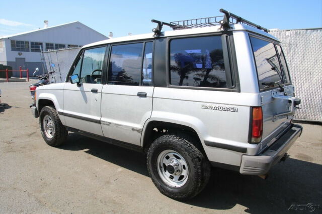 1990 Isuzu Trooper S - photo 3