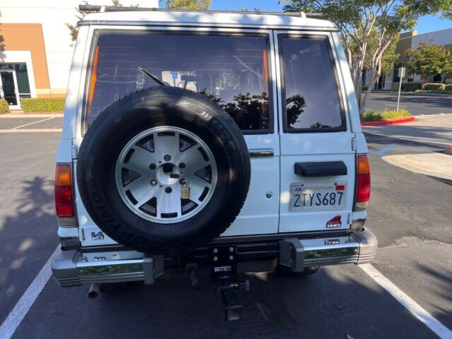1990 Isuzu Trooper LS - photo 4