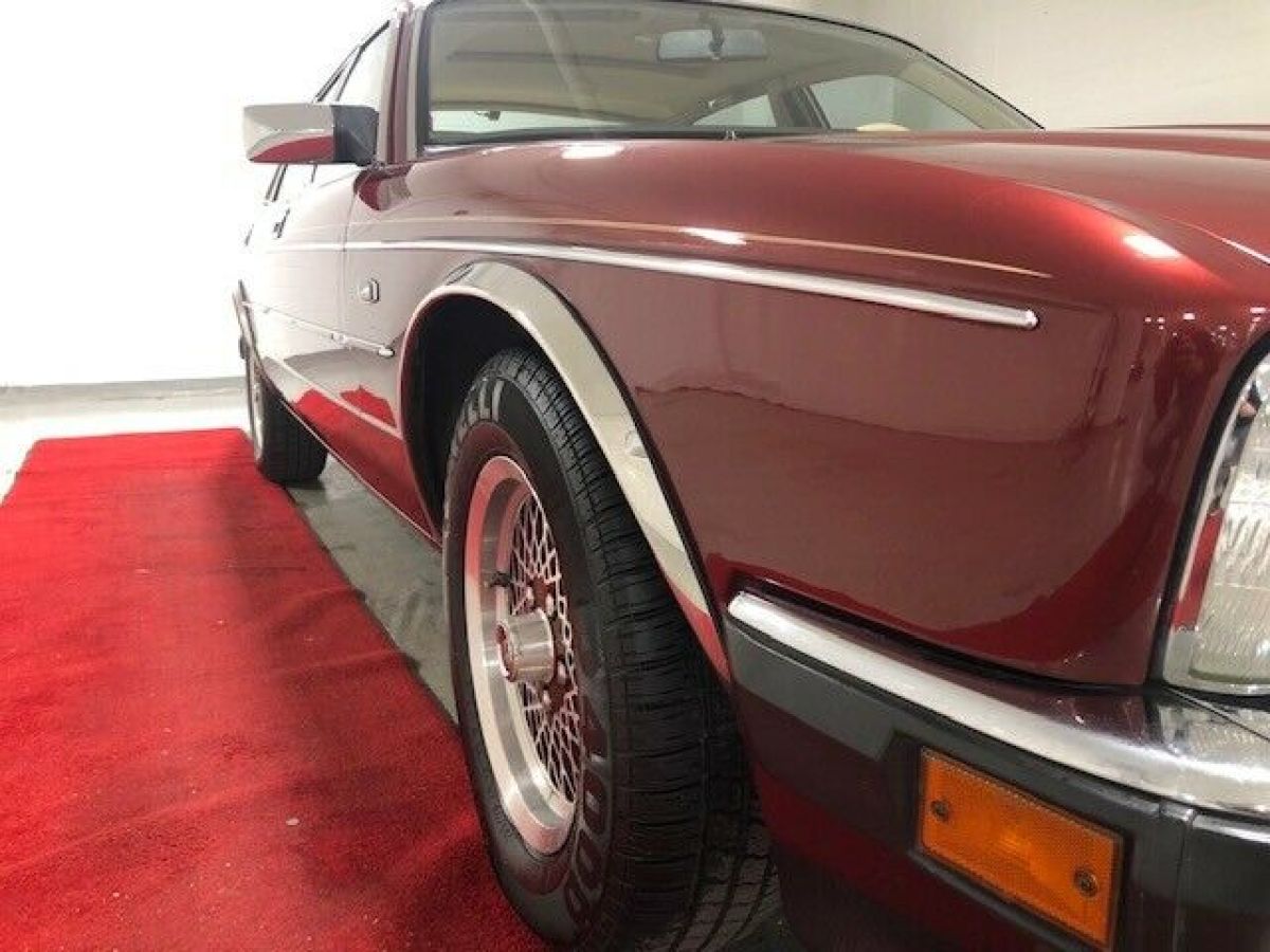 1990 Jaguar XJ Vanden Plas Majestic - photo 12