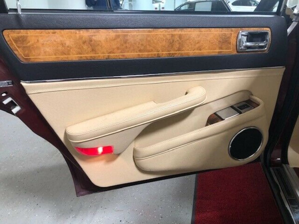 1990 Jaguar XJ Vanden Plas Majestic - photo 7