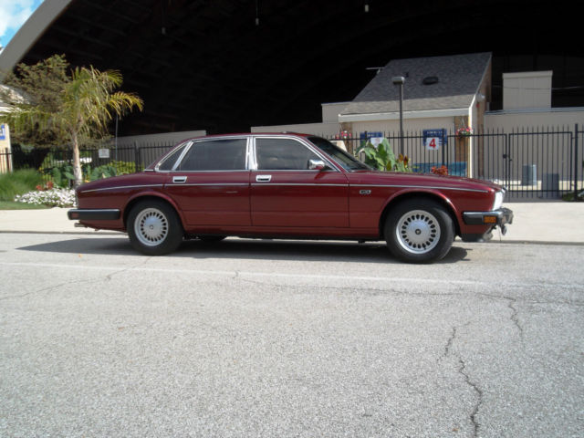 1990 Jaguar XJ6 - photo 8
