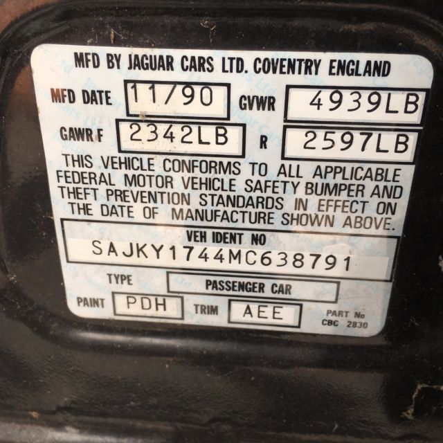 1990 Jaguar XJ - photo 7