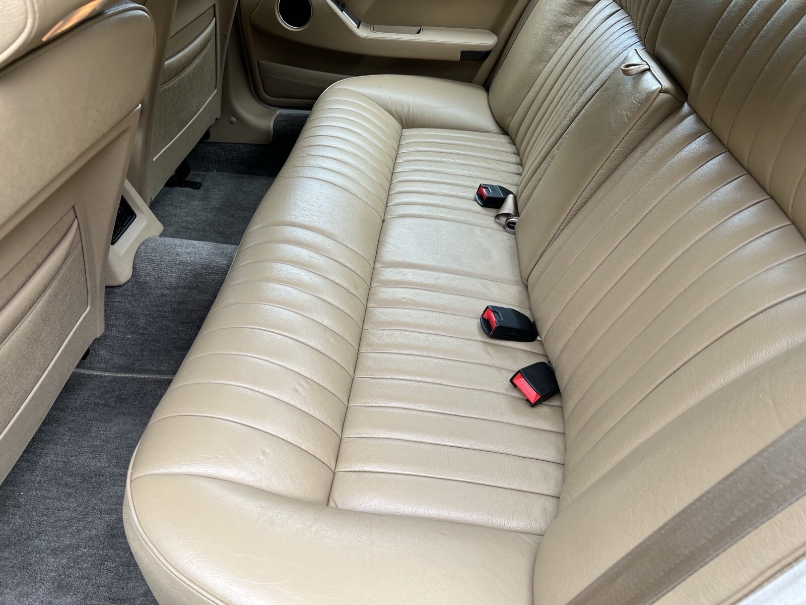 1990 Jaguar XJ6 SOVEREIGN - photo 13