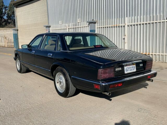 1990 Jaguar XJ6 SEDAN - photo 3