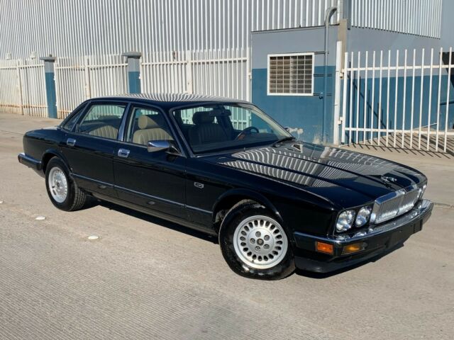 1990 Jaguar XJ6 SEDAN - photo 6