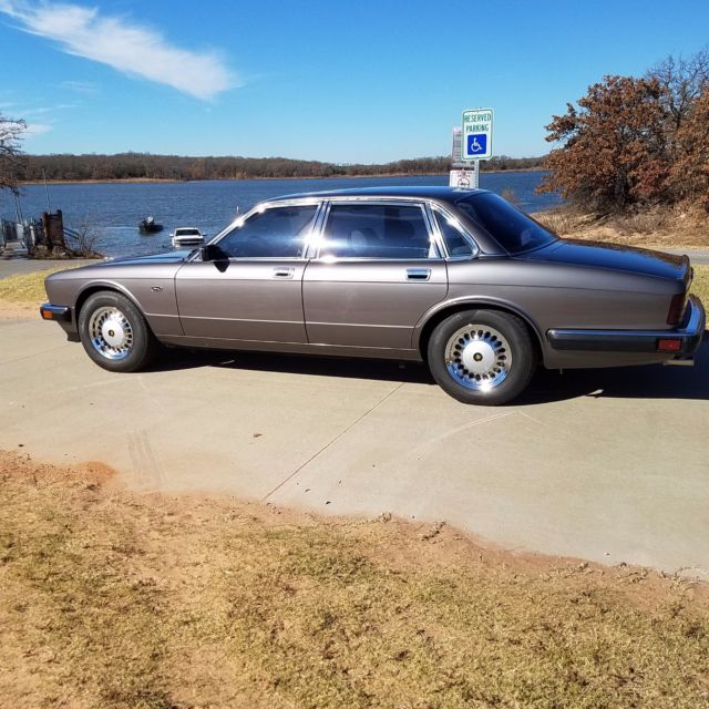 1990 Jaguar XJ6 SOVEREIGN