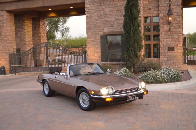 1990 Jaguar XJS Convertible rare color combo low miles window sticker and books 1990 Jaguar XJS V12 XJ