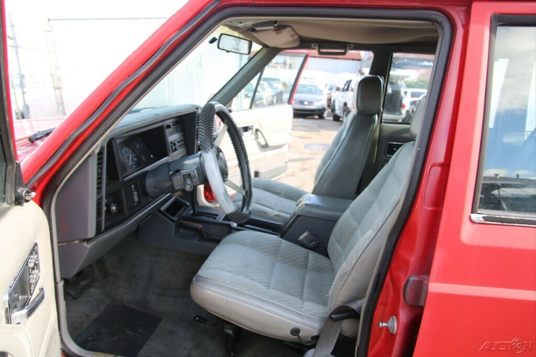 1990 Jeep Cherokee Pioneer - photo 10
