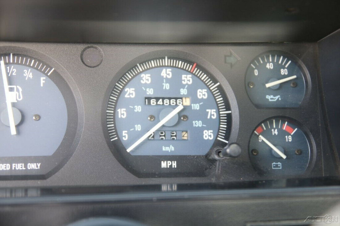 1990 Jeep Cherokee Pioneer - photo 13