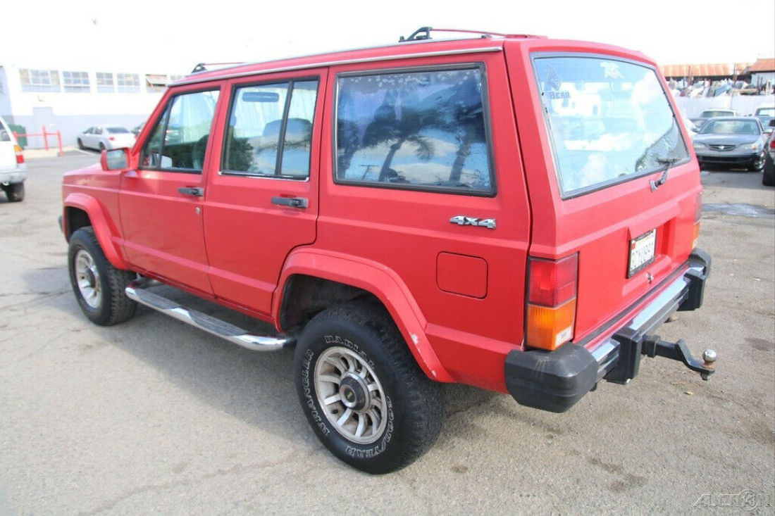 1990 Jeep Cherokee Pioneer - photo 3