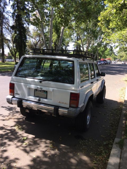1989 Jeep Cherokee Laredo - photo 3