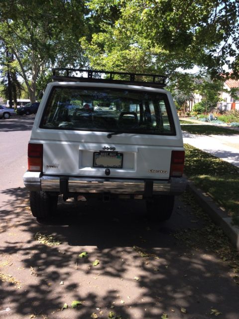 1989 Jeep Cherokee Laredo - photo 4