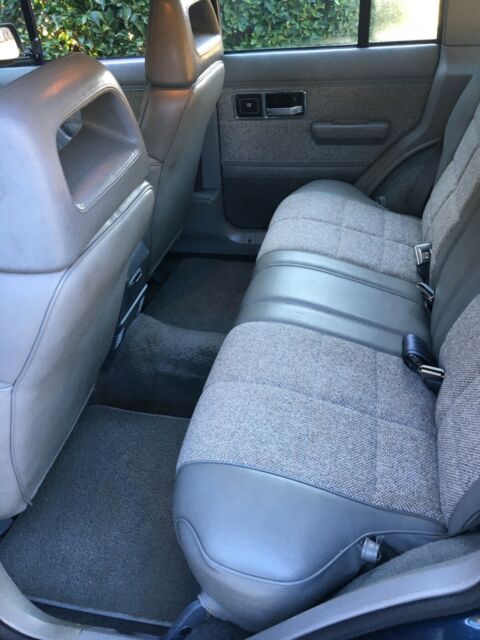 1990 Jeep Cherokee Laredo - photo 6