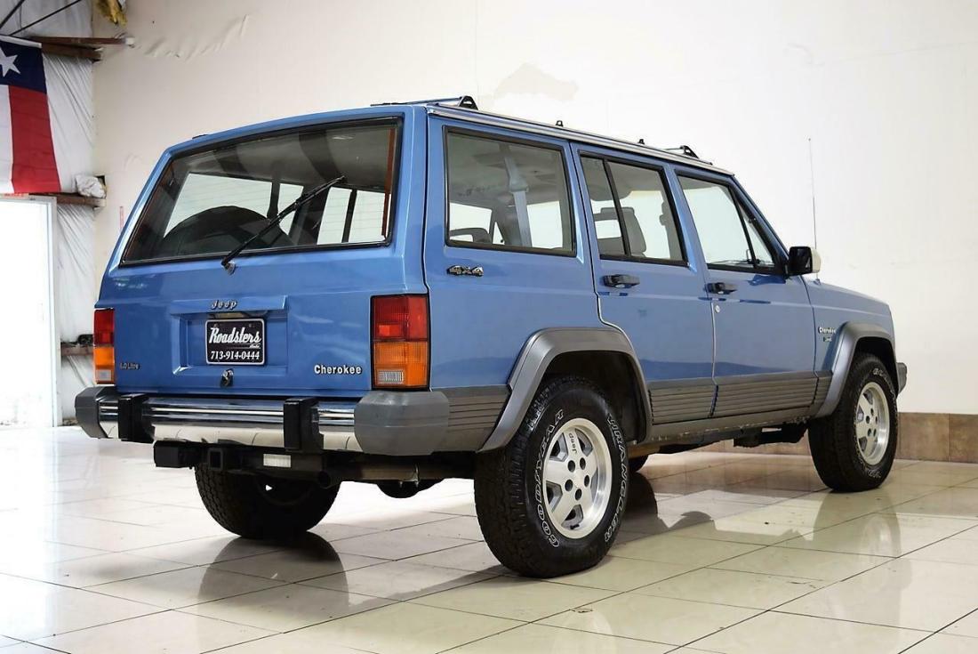 1990 Jeep Cherokee Laredo - photo 12