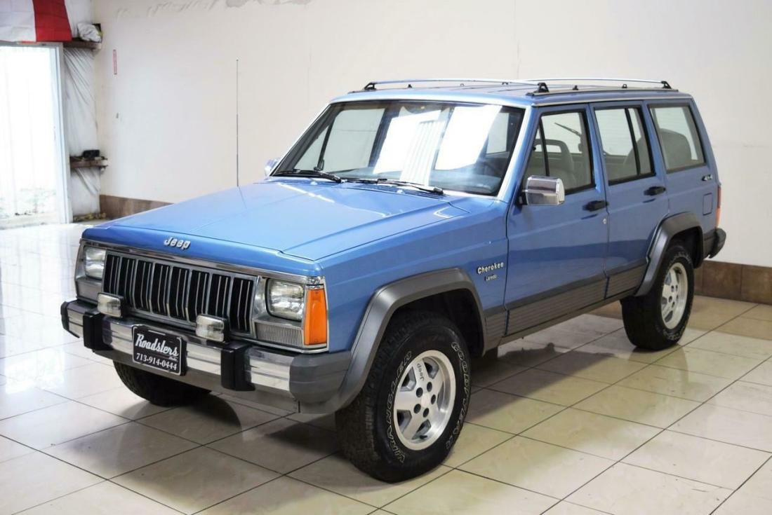 1990 Jeep Cherokee Laredo - photo 3