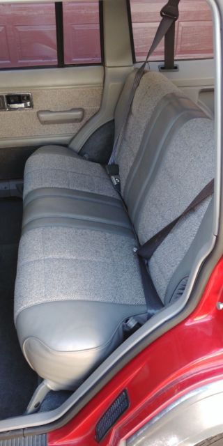 1990 Jeep Cherokee Laredo - photo 7