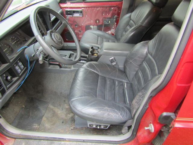 1990 Jeep Cherokee - photo 7