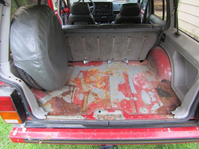 1990 Jeep Cherokee - photo 9