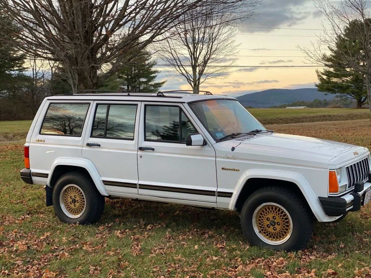 1990 Jeep Cherokee - photo 2