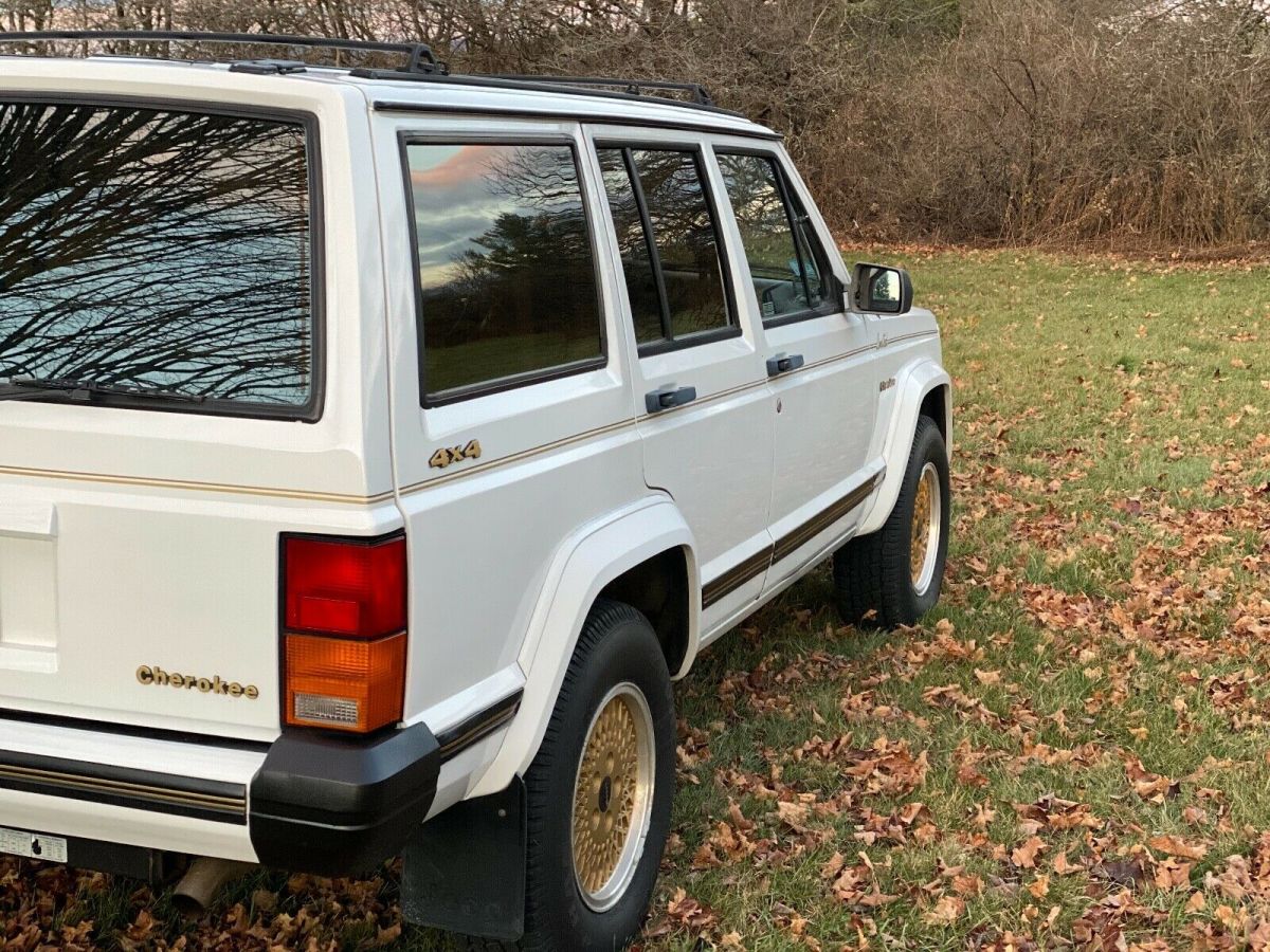 1990 Jeep Cherokee - photo 4