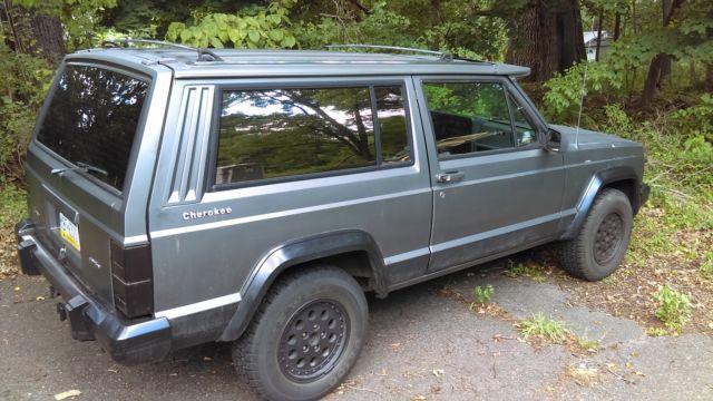 1990 Jeep Cherokee - photo 2