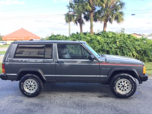 1990 Jeep Cherokee Sport Sport Utility 2-Door - photo 3