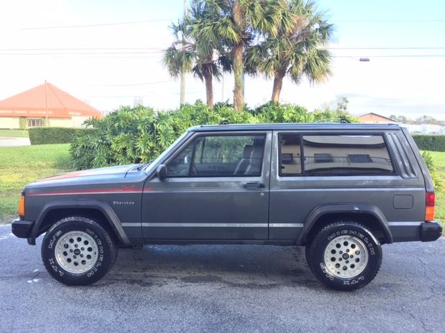 1990 Jeep Cherokee Sport Sport Utility 2-Door - photo 7