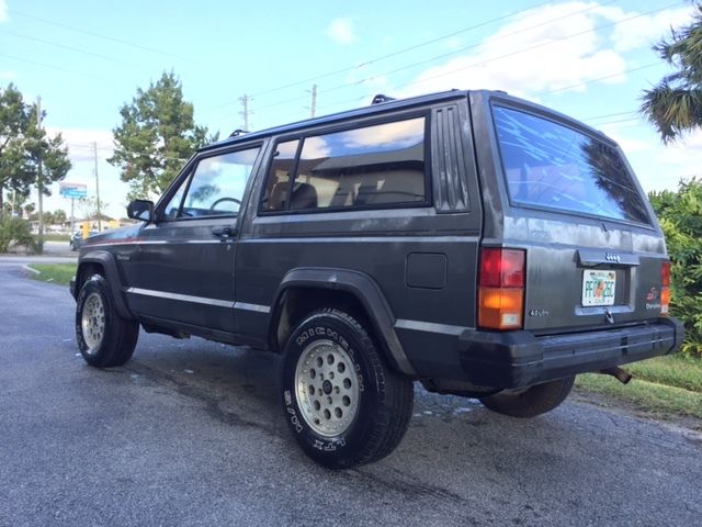 1990 Jeep Cherokee Sport Sport Utility 2-Door - photo 8
