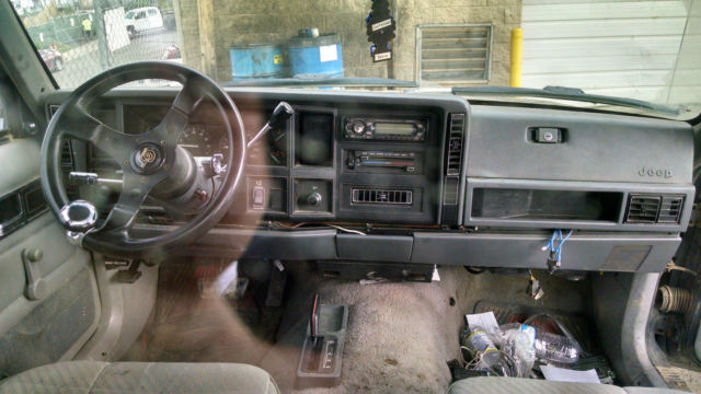1990 Jeep Comanche - photo 3