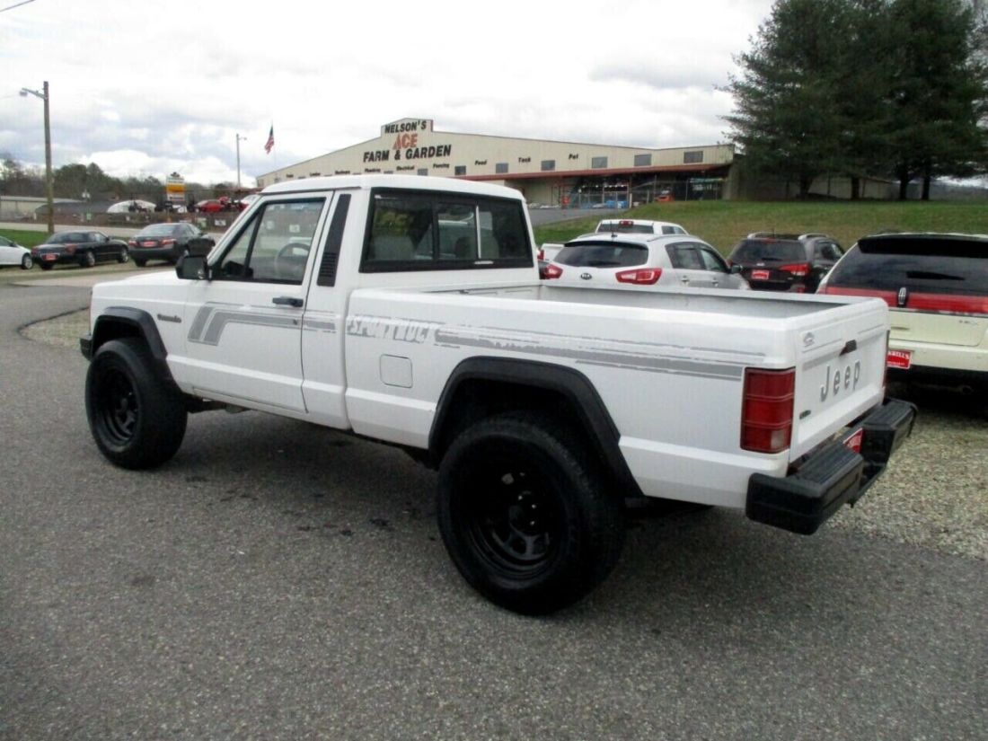 1990 Jeep Comanche Base Short Bed - photo 3