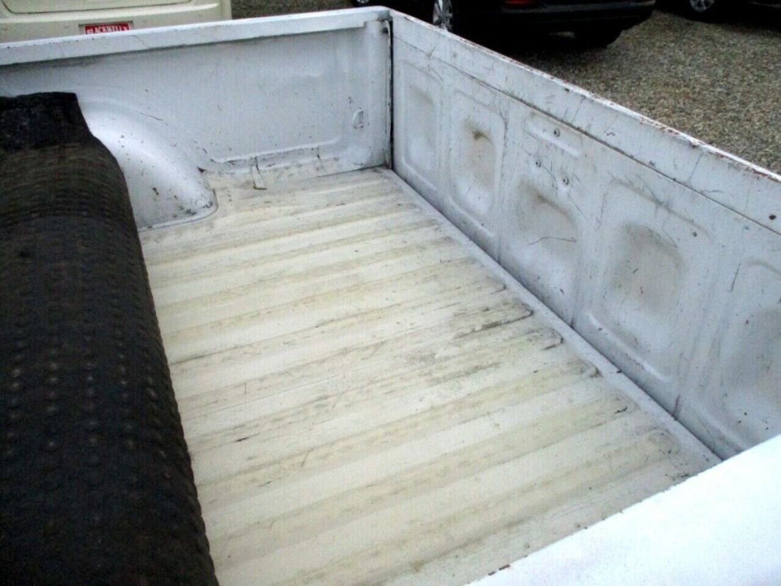1990 Jeep Comanche Base Short Bed - photo 6