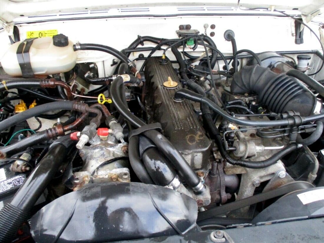 1990 Jeep Comanche Base Short Bed - photo 7