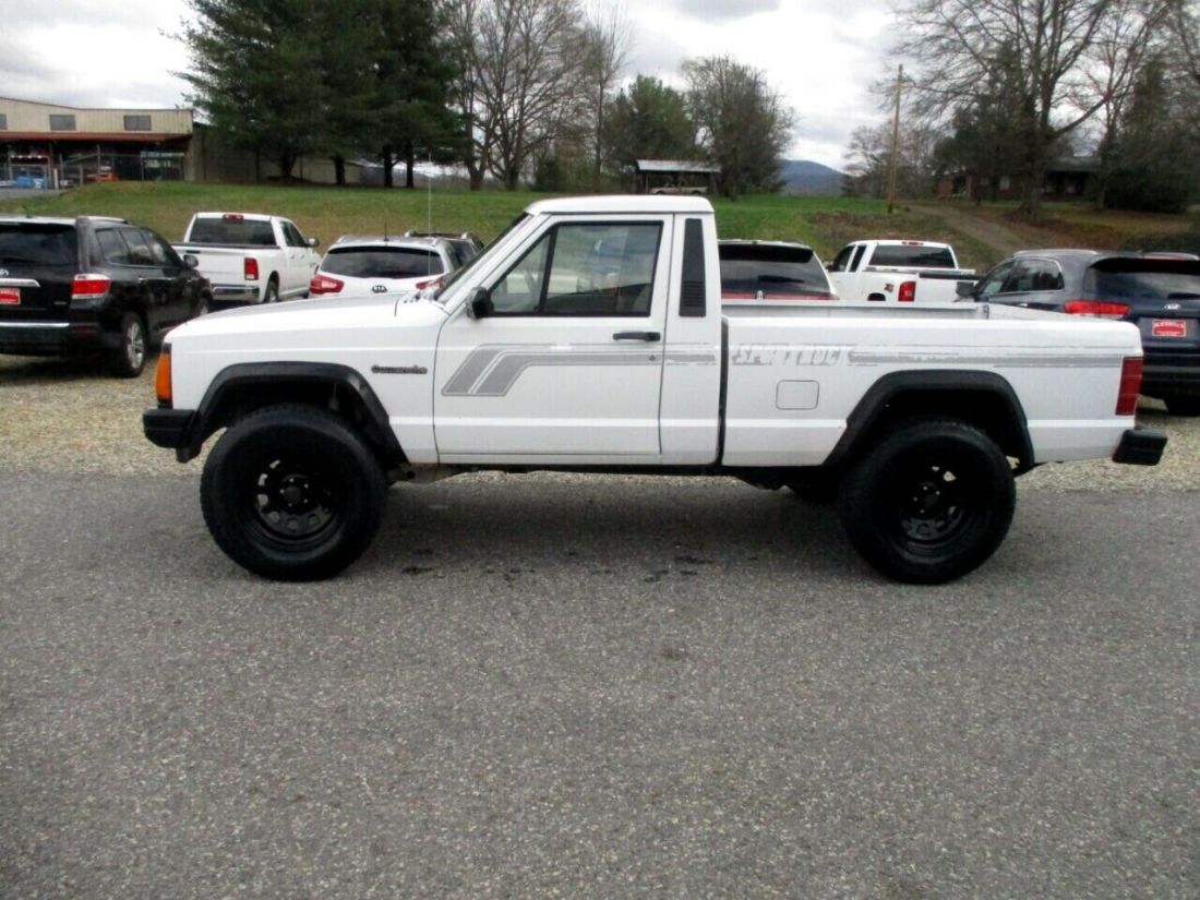 1990 Jeep Comanche Base Short Bed - photo 8