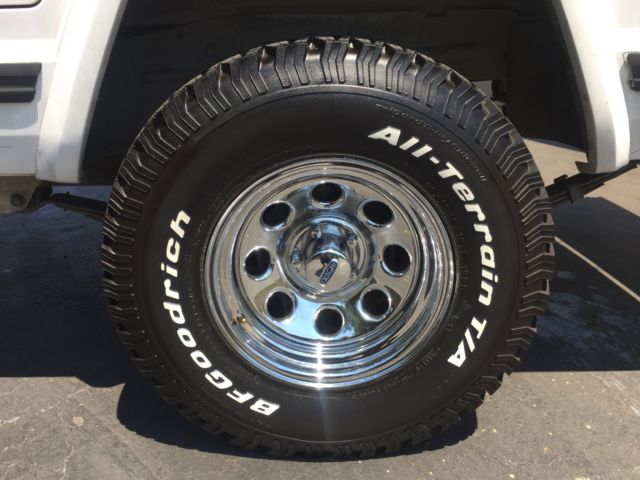 1990 Jeep Comanche Pioneer - photo 10