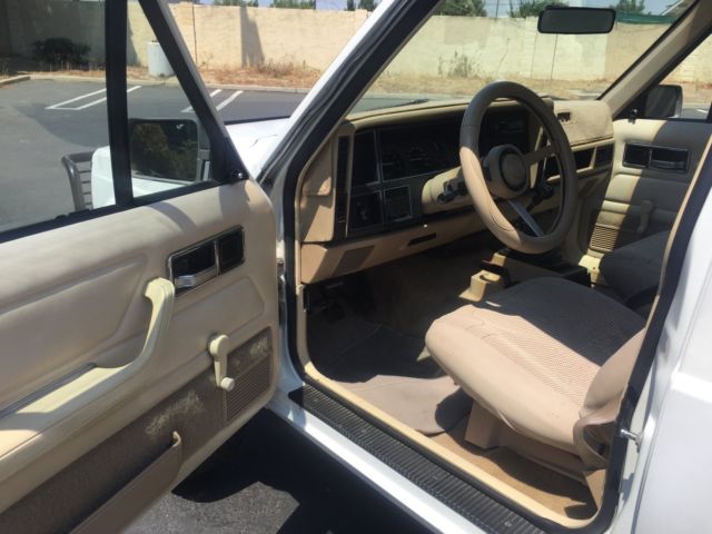 1990 Jeep Comanche Pioneer - photo 11