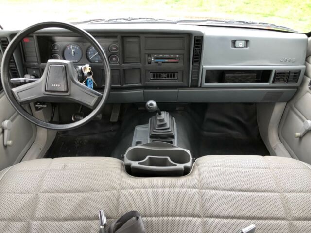 1990 Jeep Comanche SPORTRUCK - photo 13