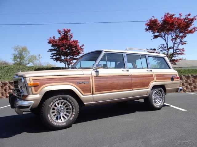 1990 Jeep Wagoneer Base Sport Utility 4-Door - photo 2