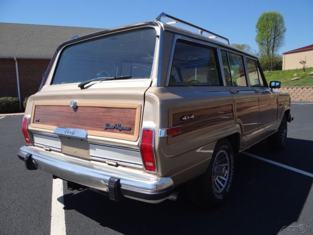 1990 Jeep Wagoneer Base Sport Utility 4-Door - photo 7