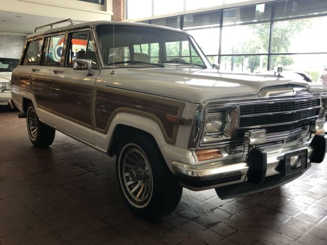1990 Jeep Wagoneer -- - photo 13