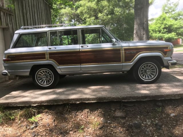 1990 Jeep Wagoneer - photo 7