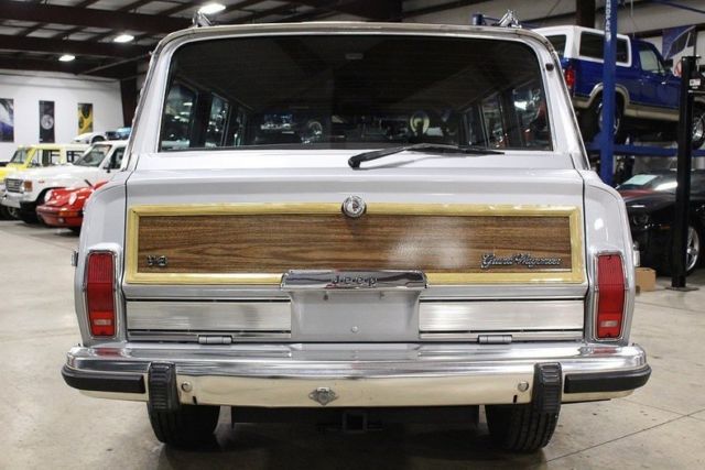 1990 Jeep Wagoneer -- - photo 4