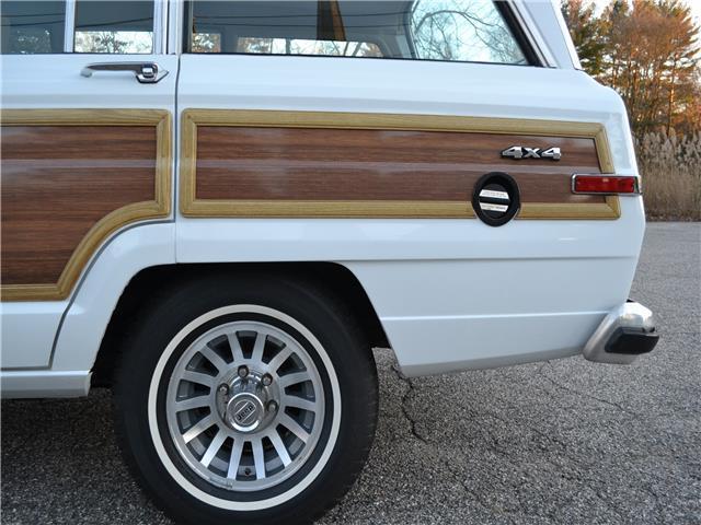 1990 Jeep Wagoneer -- - photo 7